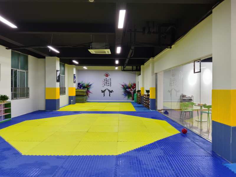 东街馆训练A区(图1)